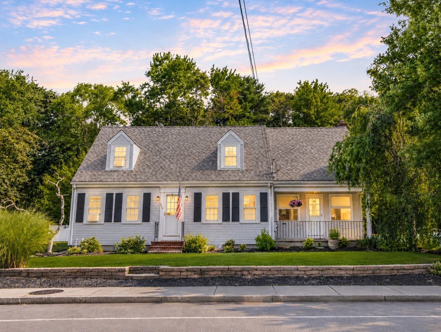 Single Family Residence at 300 Pratt Street, Mansfield MA 02048, photo 2 of 39