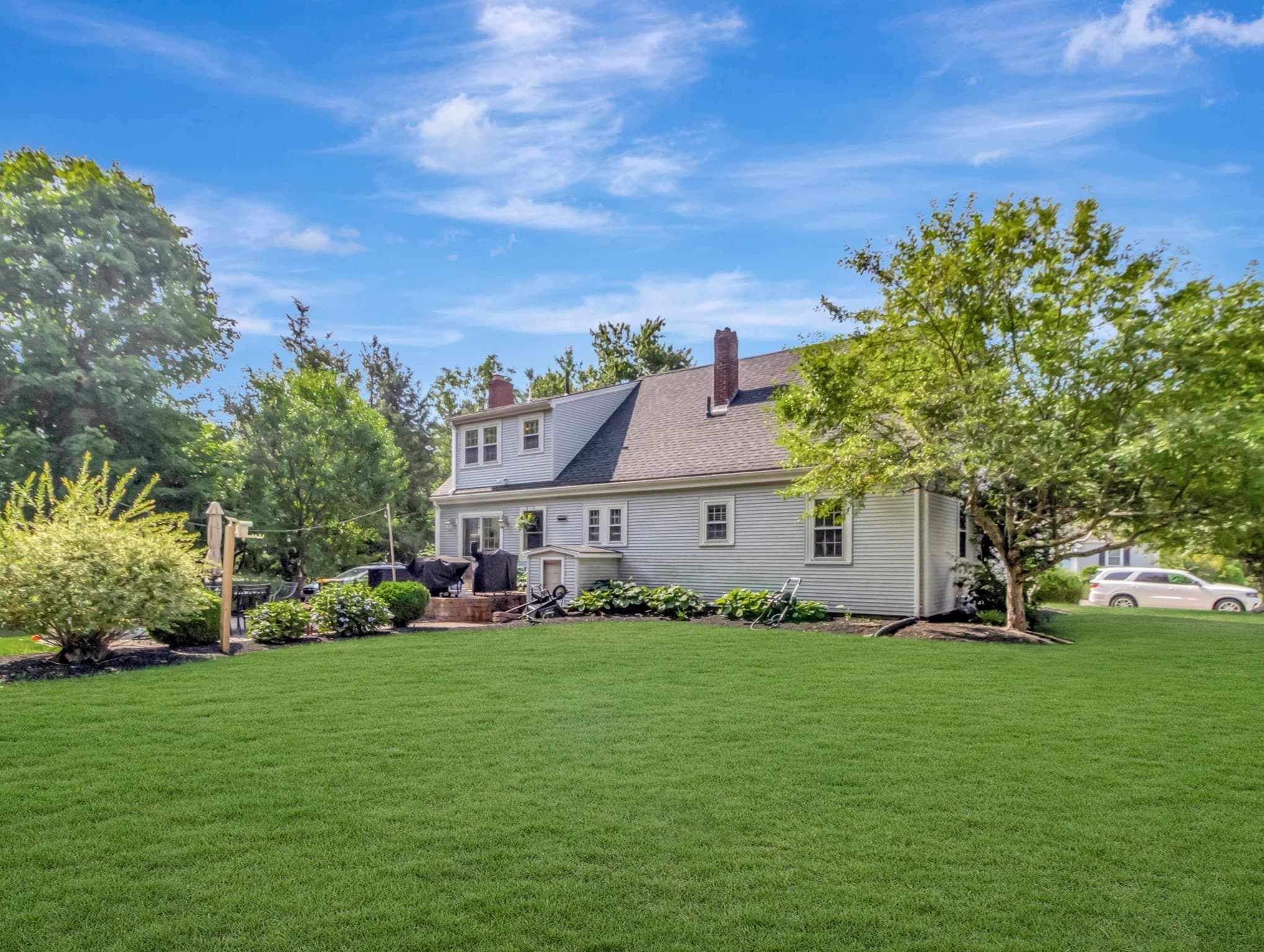 Single Family Residence at 300 Pratt Street, Mansfield MA 02048, photo 5 of 39