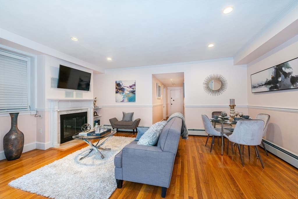 405 Commonwealth Ave # 2, Boston MA 02215 photo 3