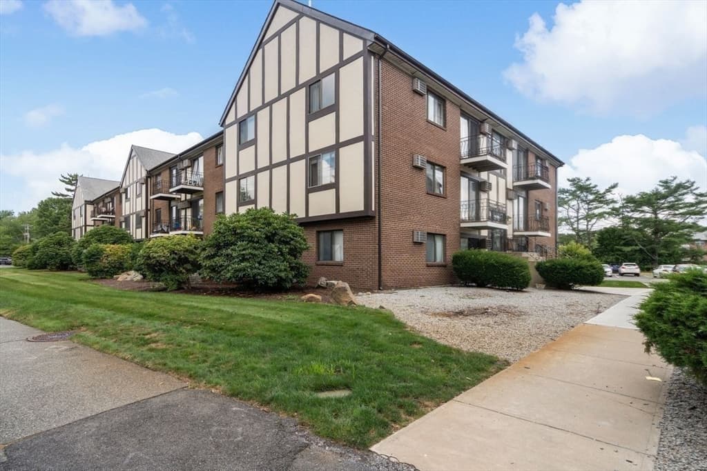 159 Bittersweet Ln # 123, Randolph MA 02368 photo 19
