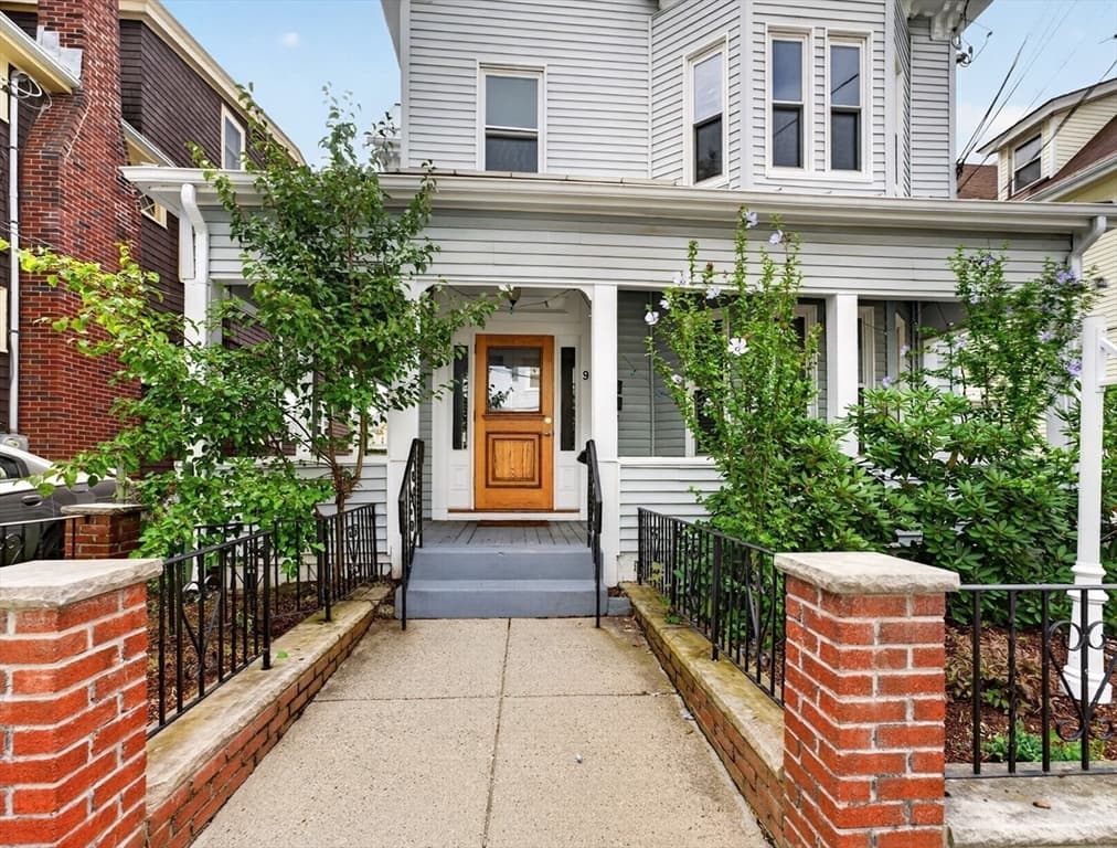 9 Dartmouth St, Somerville MA 02145