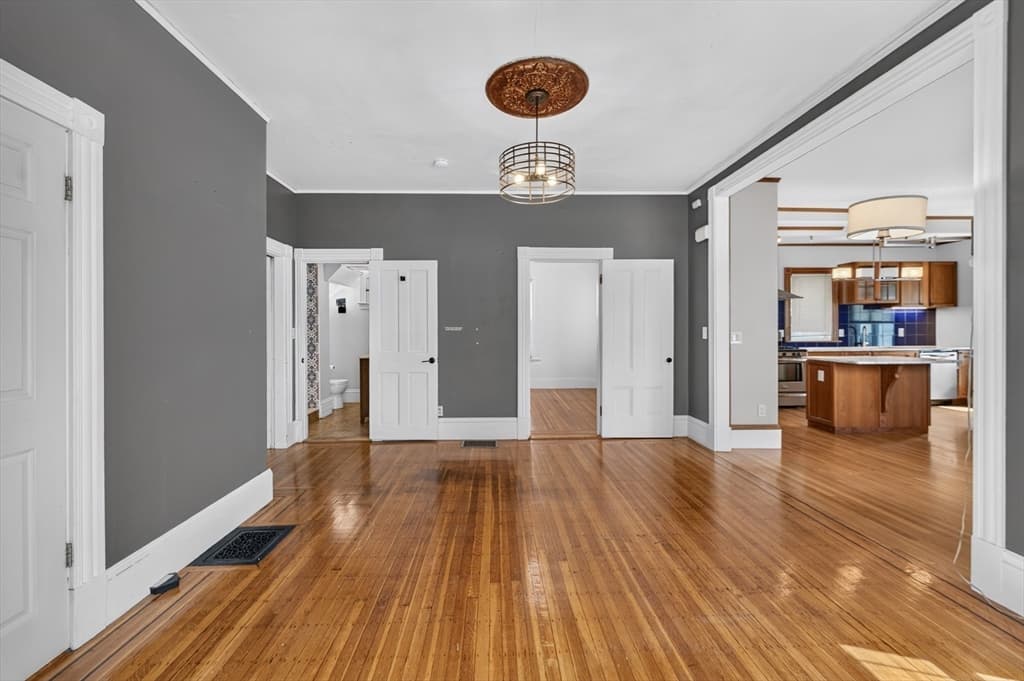 9 Dartmouth St, Somerville MA 02145 photo 9