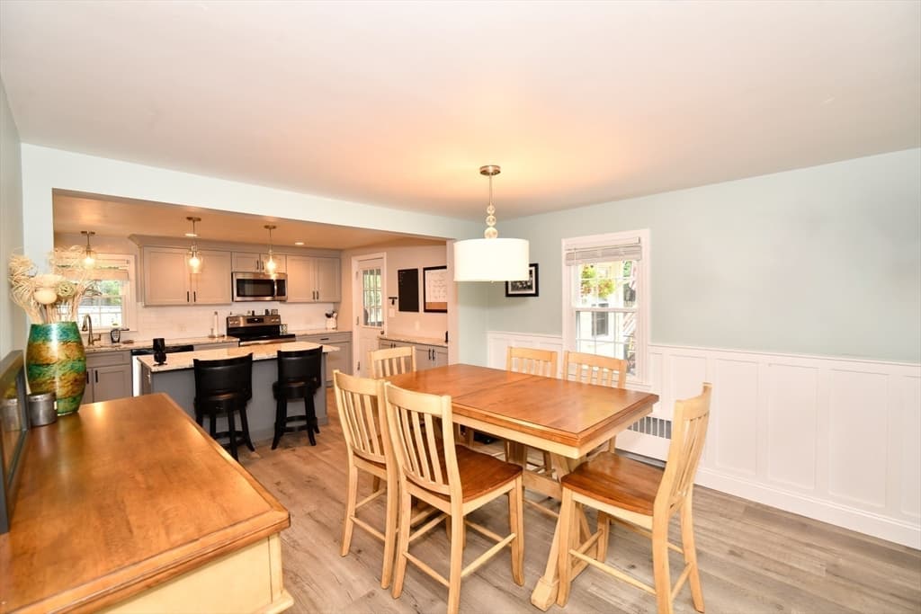 18 Louise Street, Canton MA 02021 photo 11