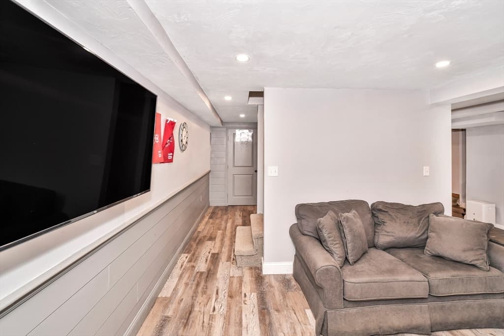 18 Louise Street, Canton MA 02021 photo 31