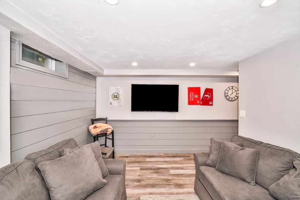 18 Louise Street, Canton MA 02021 photo 29