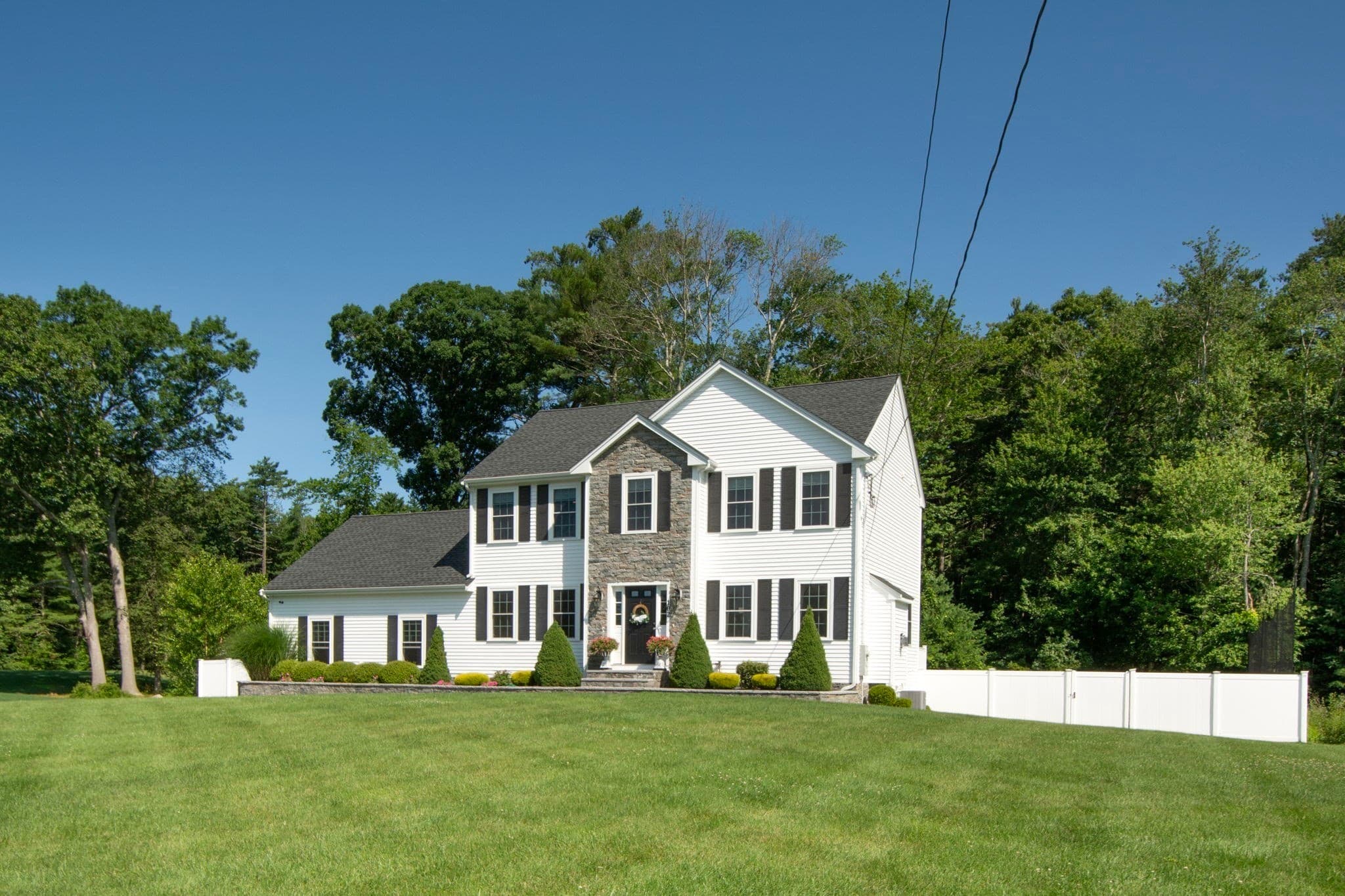 Single Family Residence at 102 West Pond Street, East Bridgewater MA 02333, East Bridgewater, photo 2 of 42