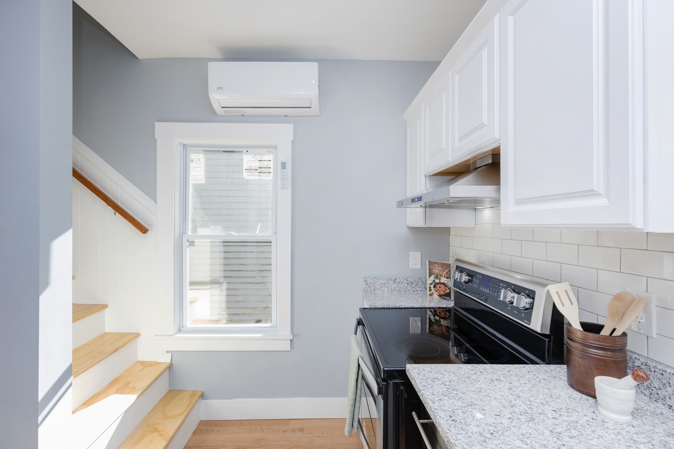 Single Family Residence at 17 Scott St., New Bedford MA 02744, photo 9 of 26