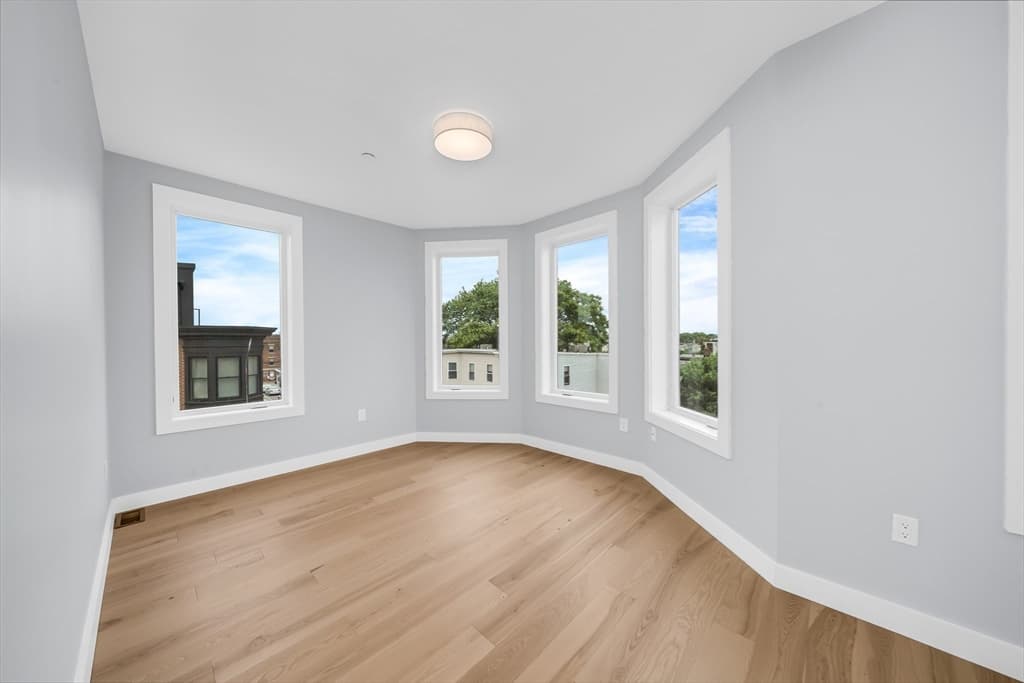181 Maverick PH, Boston MA 02128 photo 17