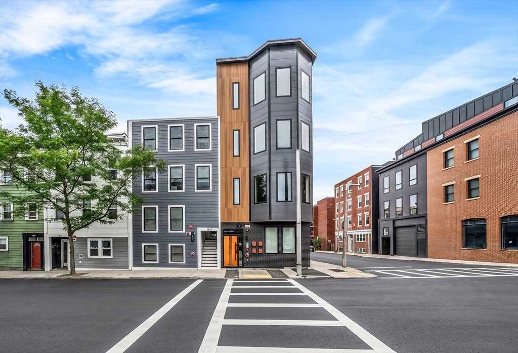 181 Maverick Street # 1, Boston MA 02128 photo 27