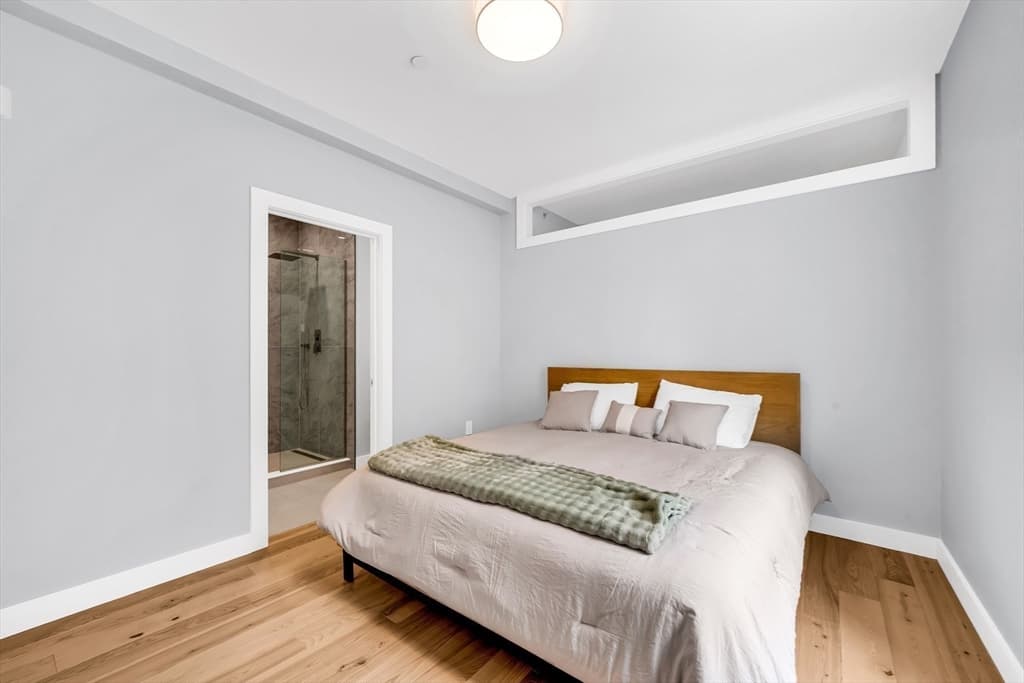181 Maverick Street # 1, Boston MA 02128 photo 16