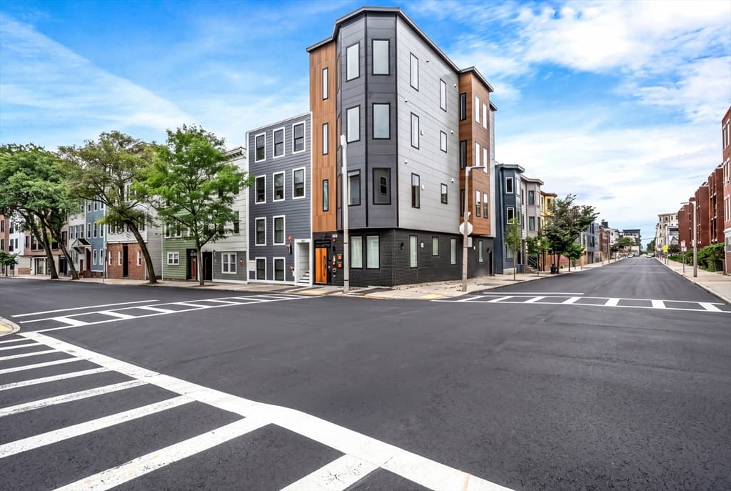 181 Maverick Street # 1, Boston MA 02128 photo 26