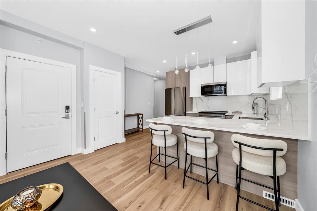 181 Maverick Street # 1, Boston MA 02128 photo 5
