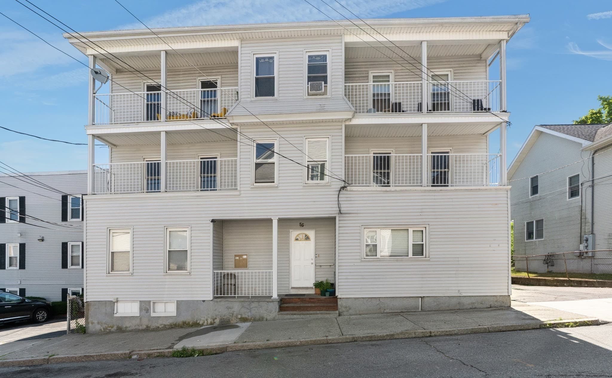 554 Third St, Fall River MA 02721