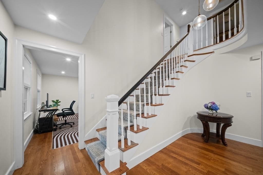 10 Juniper Hill Road, Waltham MA 02452 photo 13
