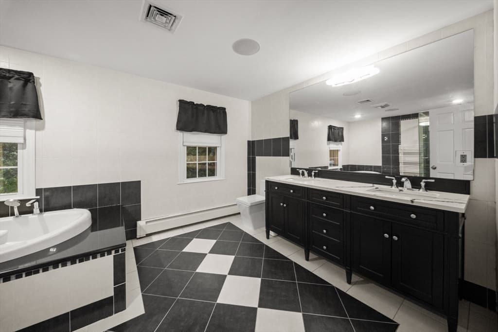 10 Juniper Hill Road, Waltham MA 02452 photo 21
