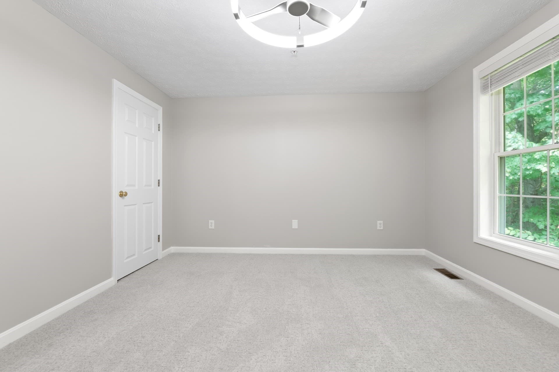 Condominium at 36 Georgetown Drive, Nashua NH 03062, Nashua, photo 23 of 36