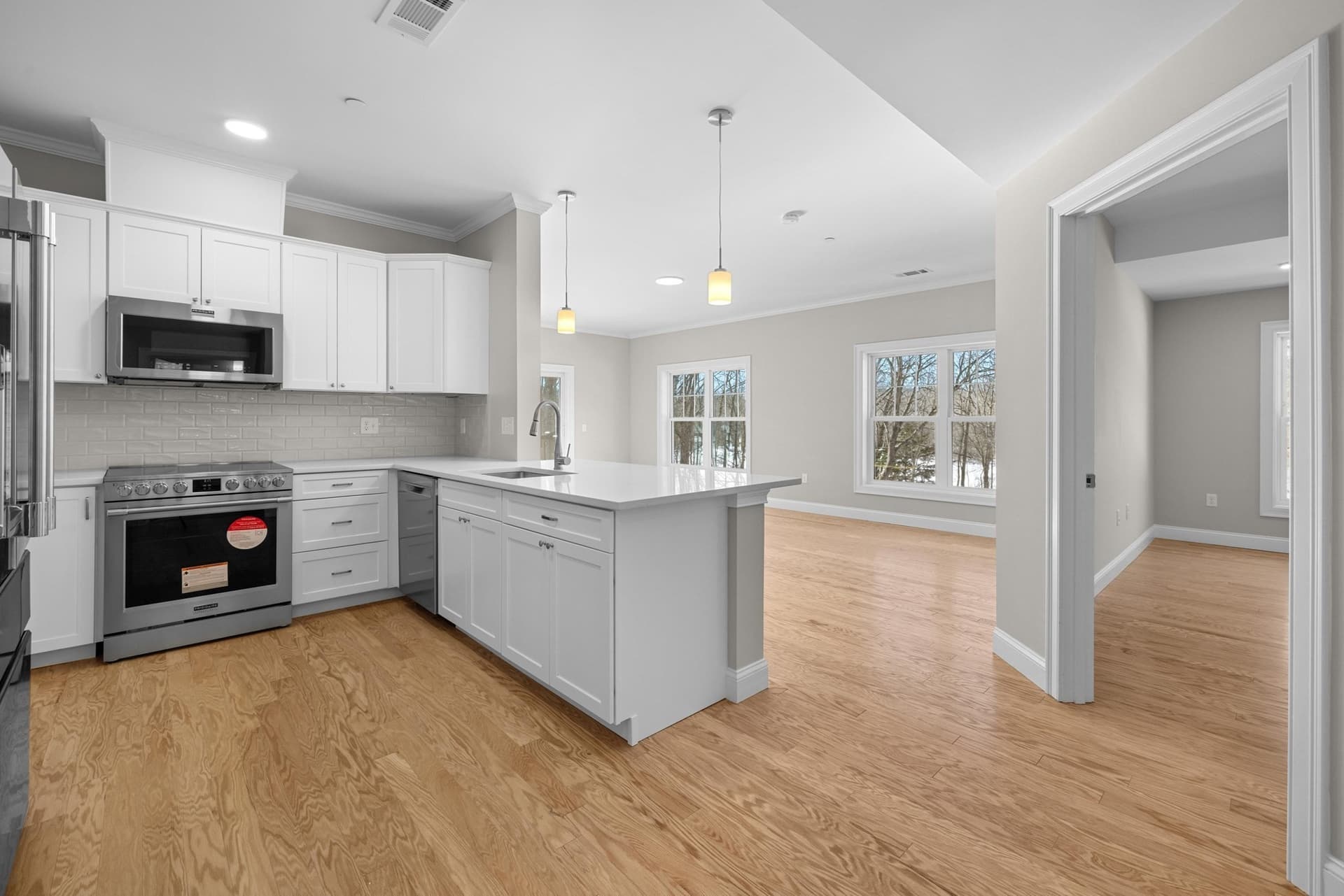 Condominium at 485 Blue Hills Parkway # 42, Milton MA 02186, photo 11 of 17