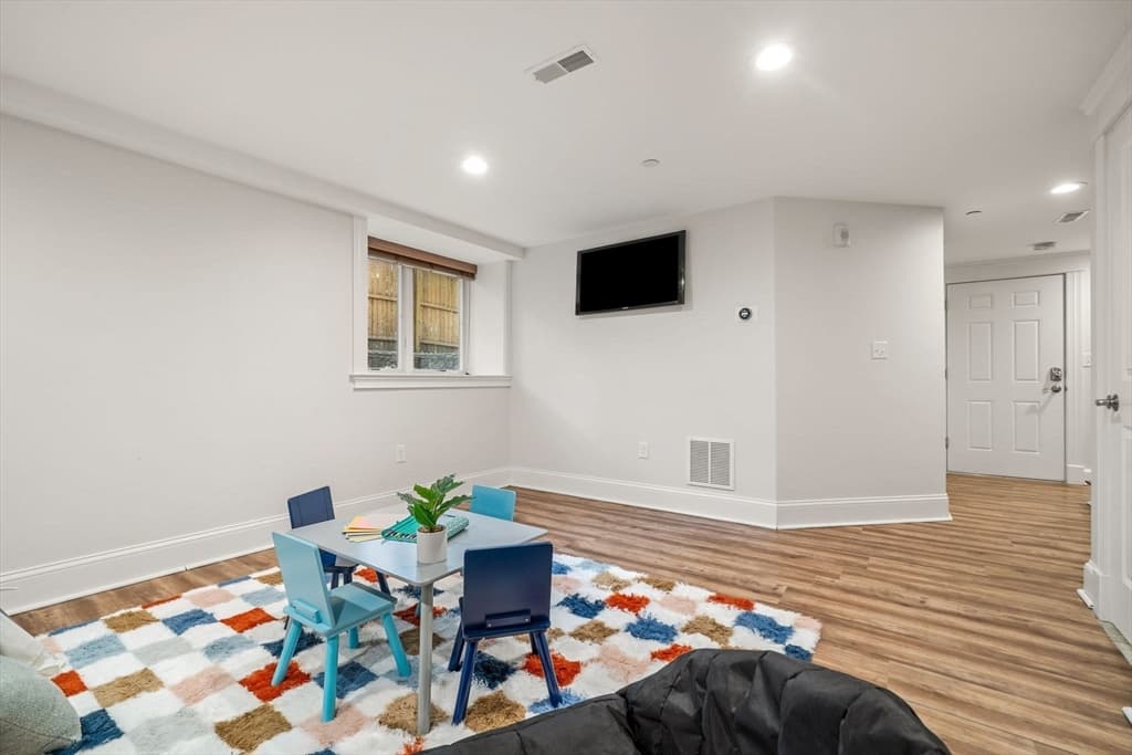 14 Pearl # B, Somerville MA 02145 photo 26