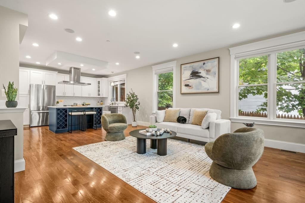 14 Pearl # B, Somerville MA 02145