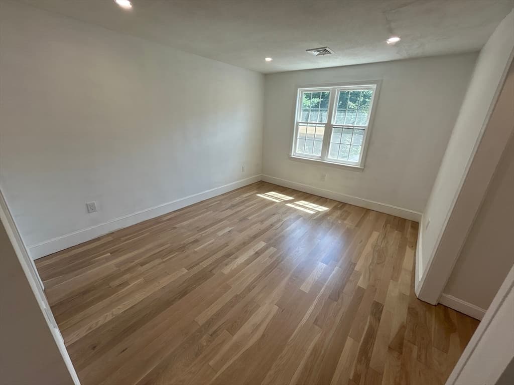 7 Brandon St, Lexington MA 02420 photo 12