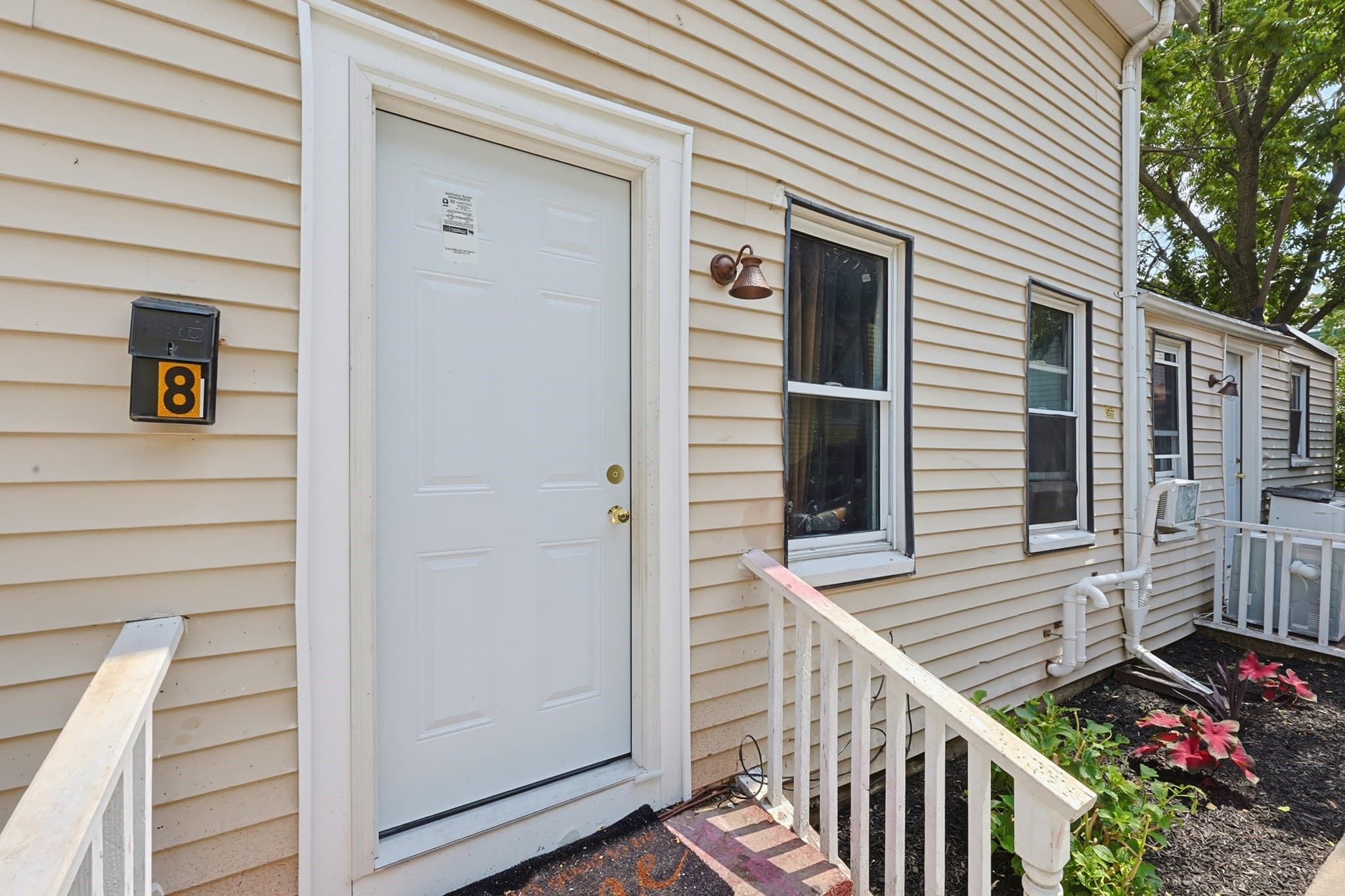2 Family - 2 Units Side by Side at 6-8 Howell Ct, Chelsea MA 02150, Chelsea, photo 16 of 33