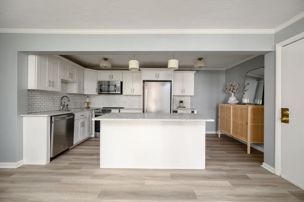 Condominium at 1801 Ocean Street # 21, Marshfield MA 02050, Marshfield, photo 3 of 21