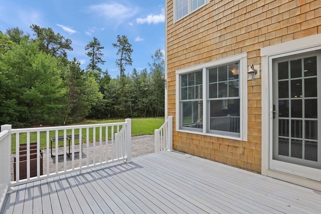 10 Pond Edge Trl, Wareham MA 02571 photo 6