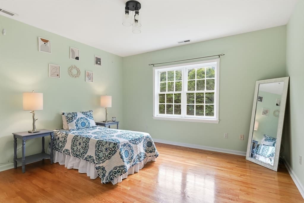 20 Raymond Cir, Westfield MA 01085 photo 28