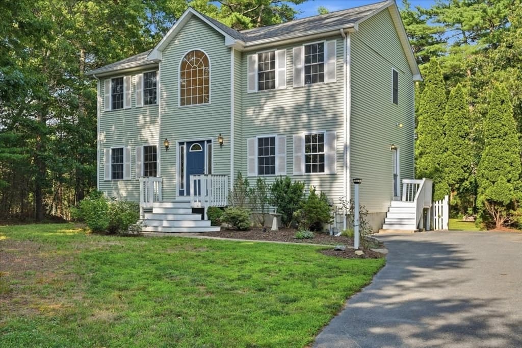 8 Rebecca Rd, Freetown MA 02702 photo 2