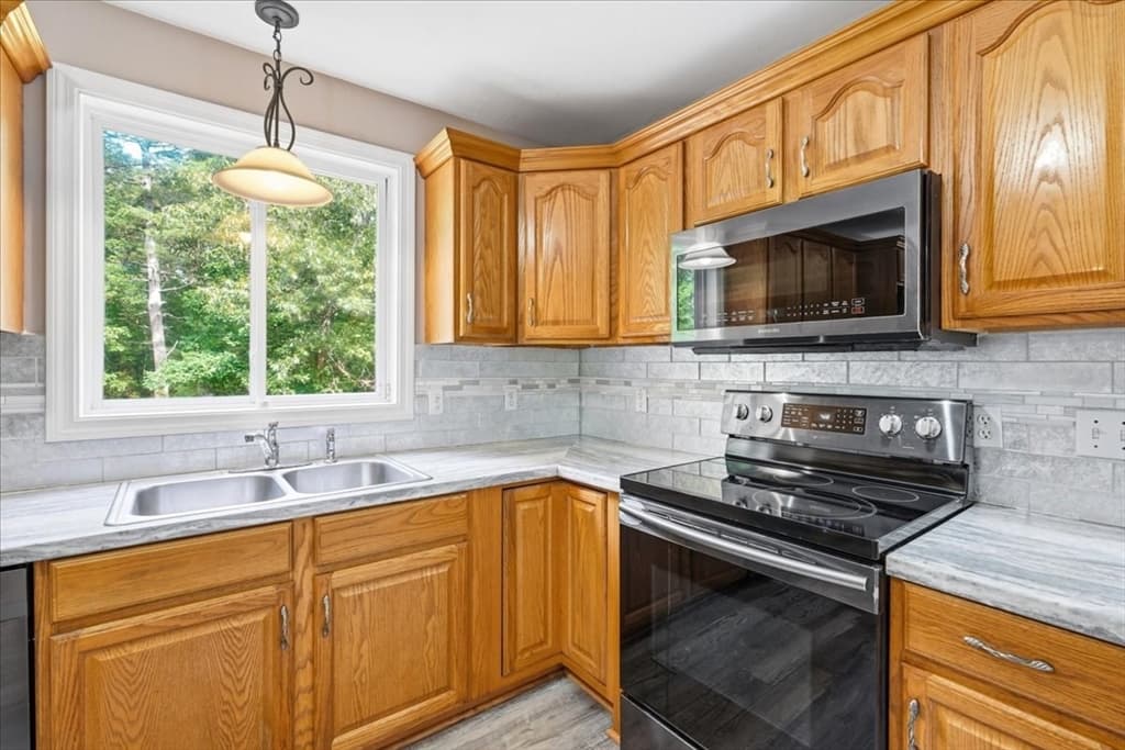 8 Rebecca Rd, Freetown MA 02702 photo 13