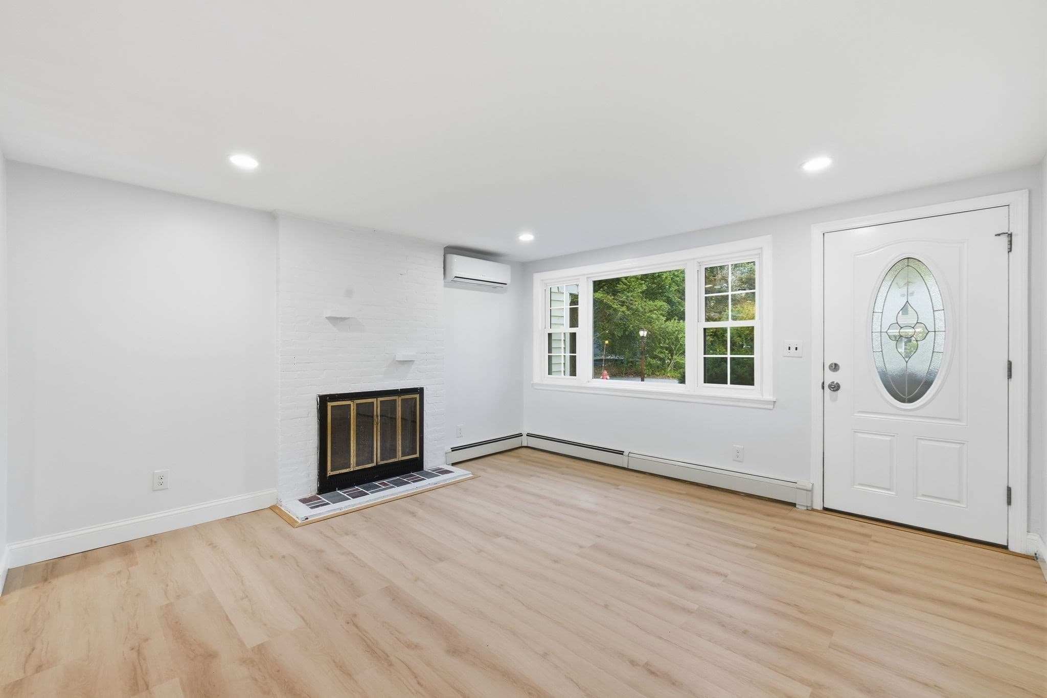 Single Family Residence at 4 Lawrence Rd, Wayland MA 01778, Wayland, photo 2 of 24