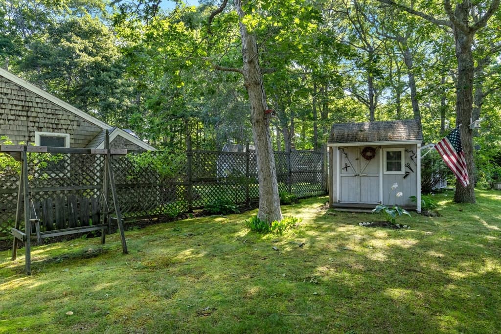 20 Park St, Yarmouth MA 02673 photo 9