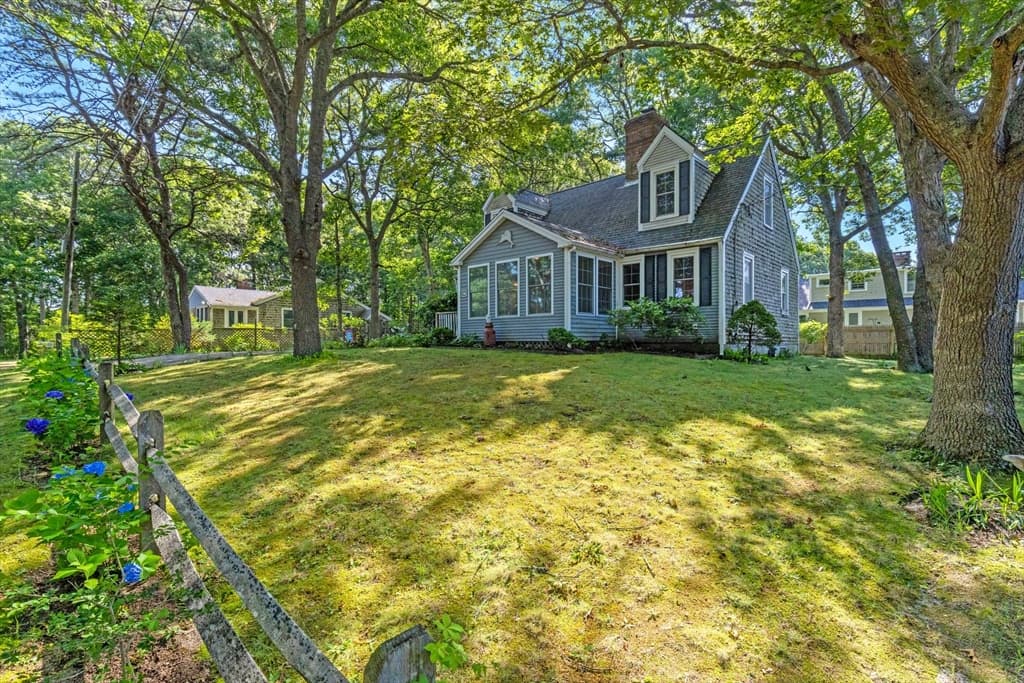 20 Park St, Yarmouth MA 02673 photo 4