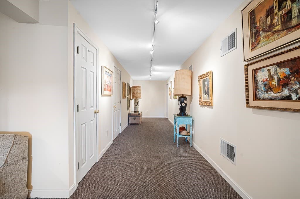 Condominium at 90 Sturbridge Hills Rd # 90, Sturbridge MA 01566, Sturbridge, photo 13 of 38