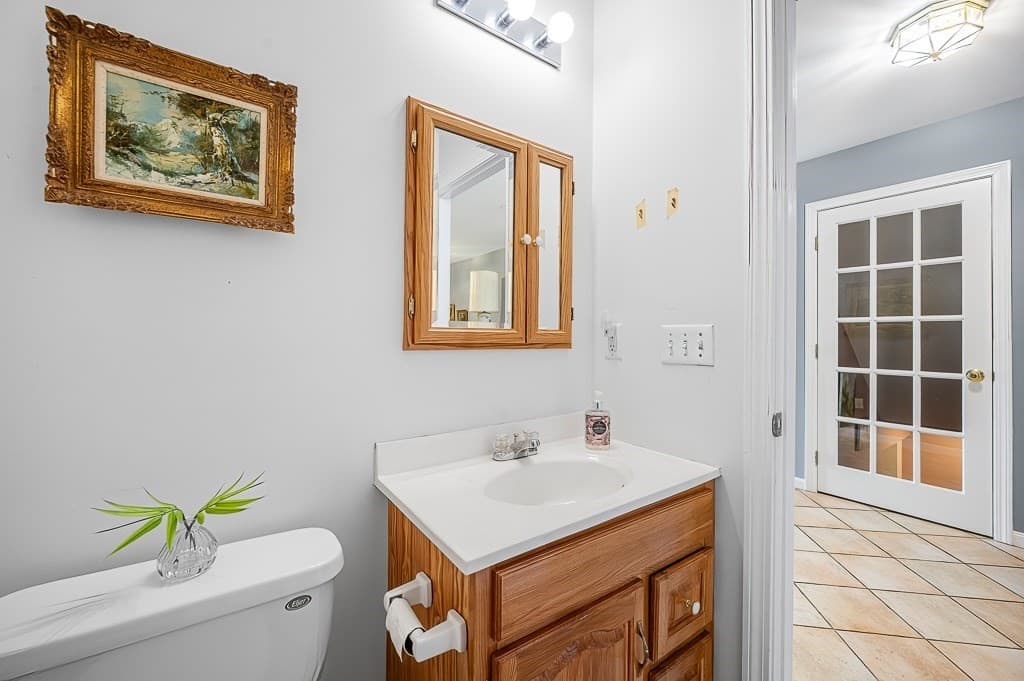 Condominium at 90 Sturbridge Hills Rd # 90, Sturbridge MA 01566, Sturbridge, photo 28 of 38
