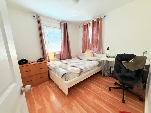 40 Woodbine St, Quincy MA 02170 photo 5