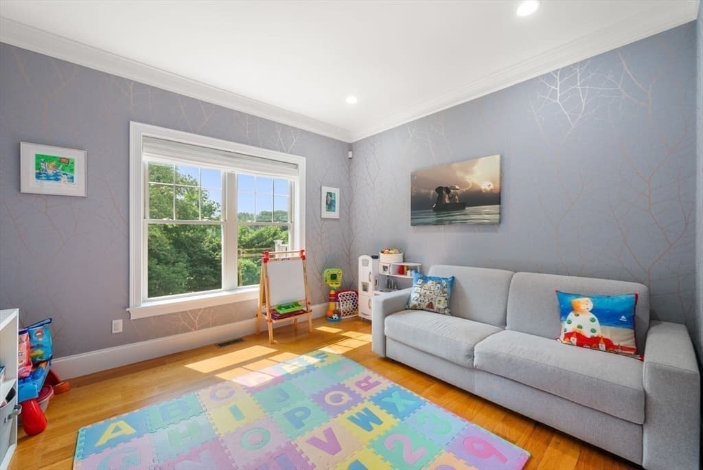 126 Walnut St # 126, Wellesley MA 02481 photo 12