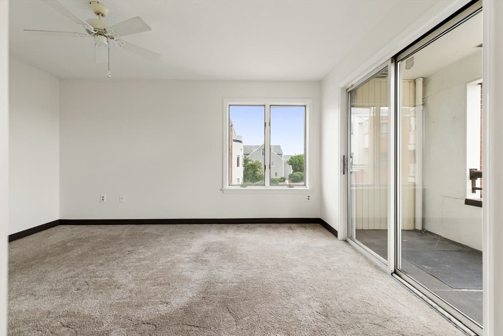 21 Margin St # 27, Lynn MA 01905 photo 17