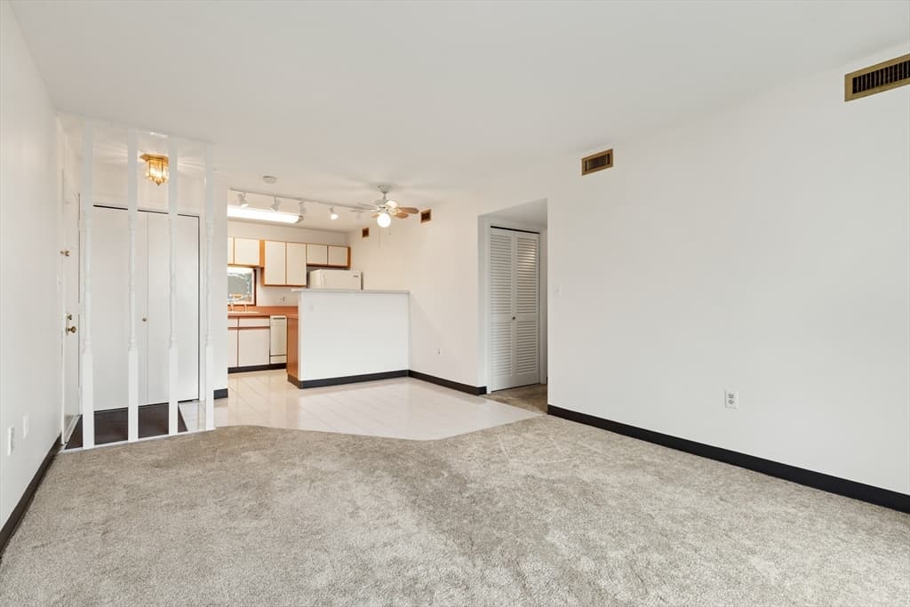 21 Margin St # 27, Lynn MA 01905 photo 7