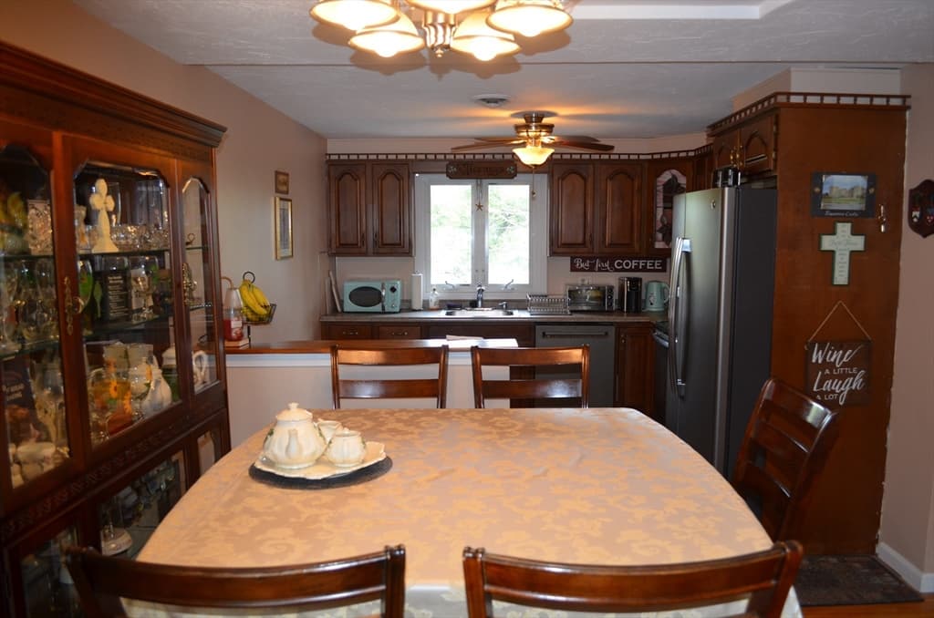 22 Roosevelt Rd # 4, Quincy MA 02169 photo 5