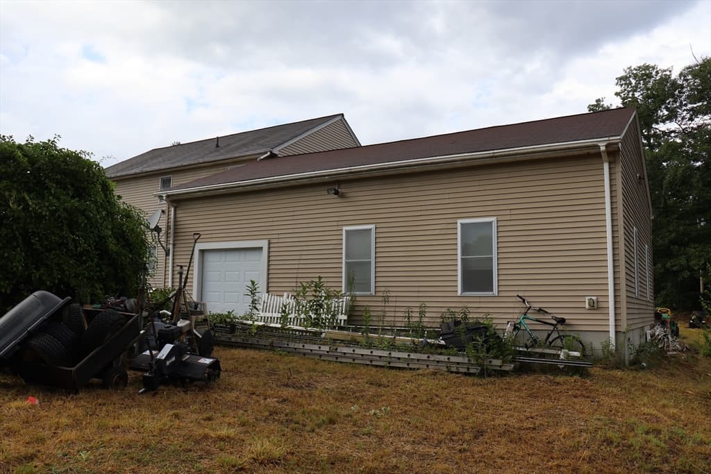 117 Charlton St, Oxford MA 01540 photo 7