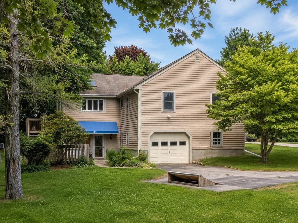 140 King James Way, Wrentham MA 02093 photo 33