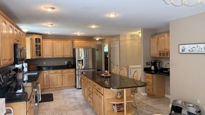 5 Grace Dr, Hudson NH 03051 photo 3