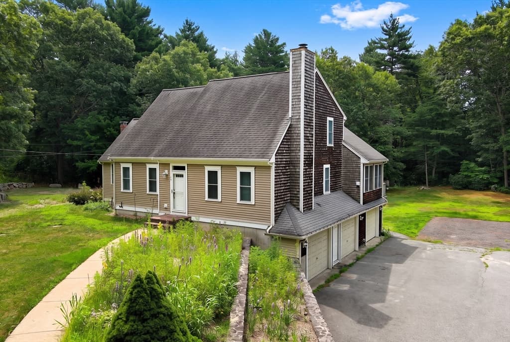 42 Clear Pond Road, Lakeville MA 02347 photo 2