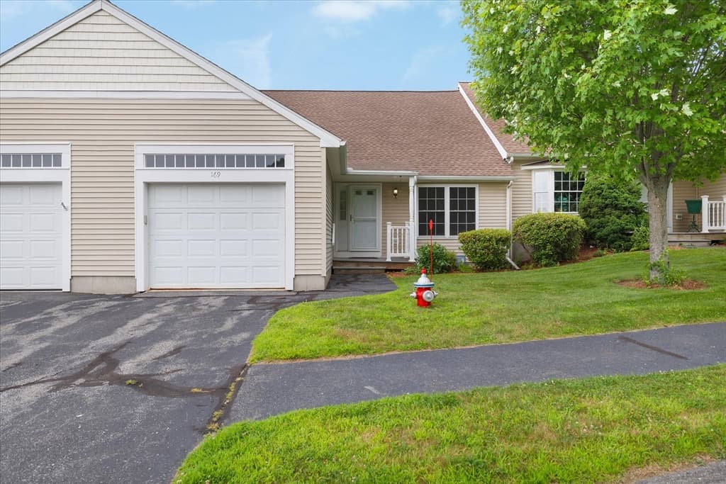 169 Hillside Village Drive # 169, West Boylston MA 01583