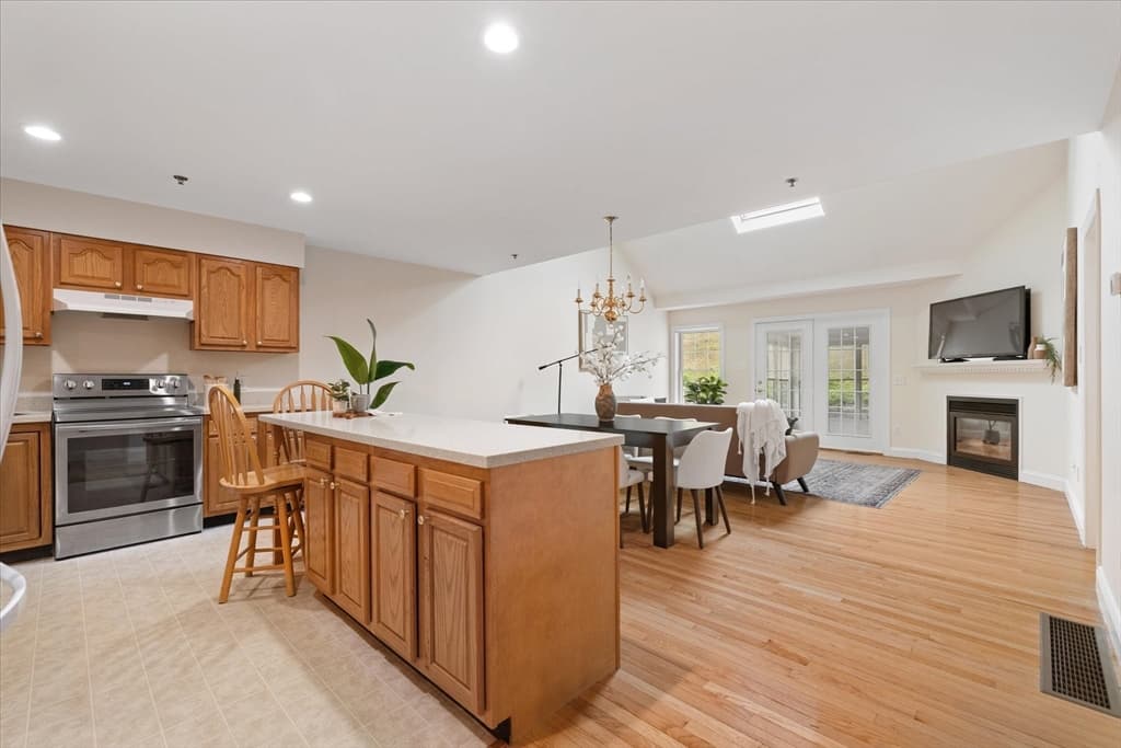 169 Hillside Village Drive # 169, West Boylston MA 01583 photo 5
