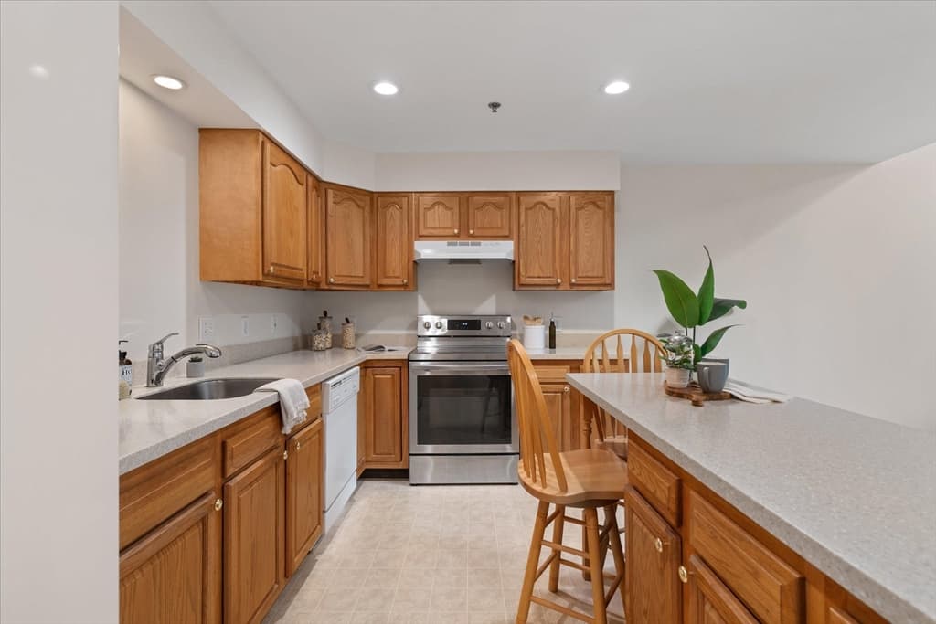 169 Hillside Village Drive # 169, West Boylston MA 01583 photo 8