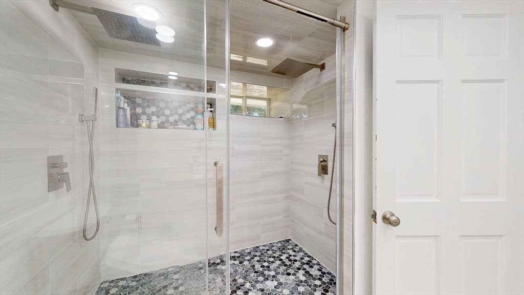 28 Deforest St, Boston MA 02136 photo 21