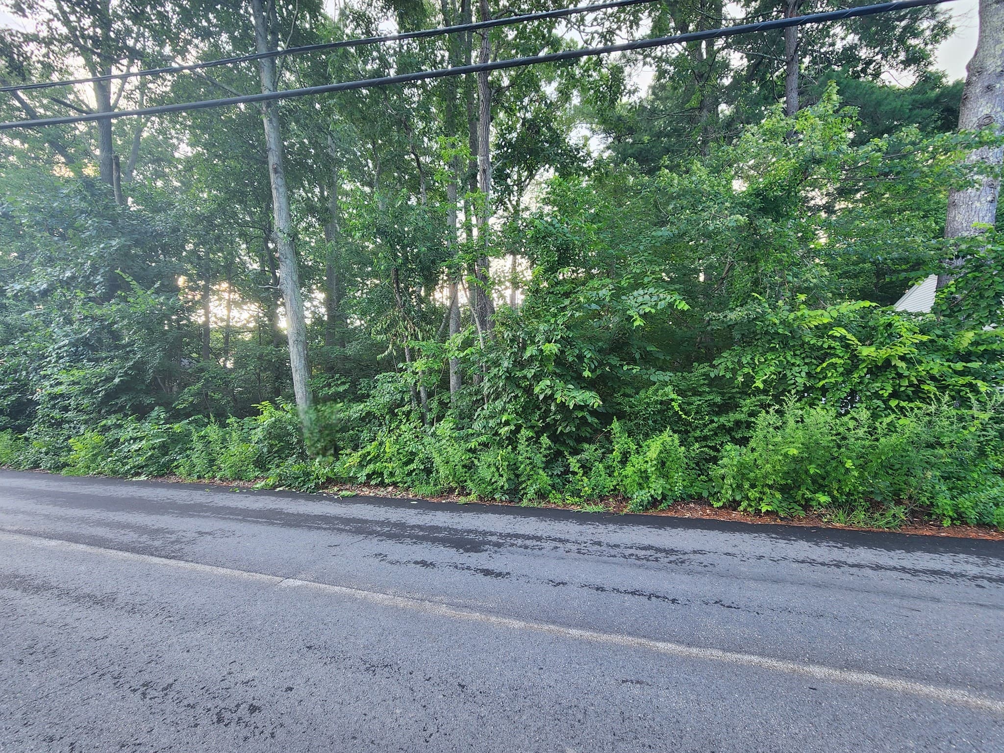 20 Lakeside Ave, Webster MA 01571