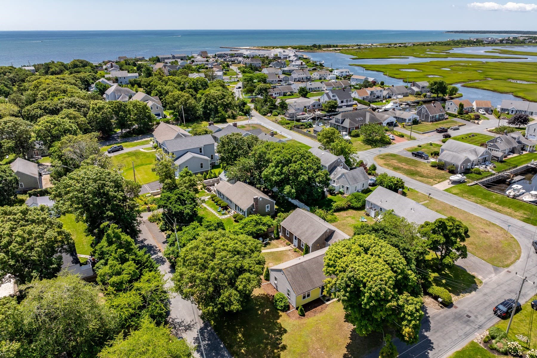 Condominium at 11 Gateway St # 1, Yarmouth MA 02664, photo 4 of 22